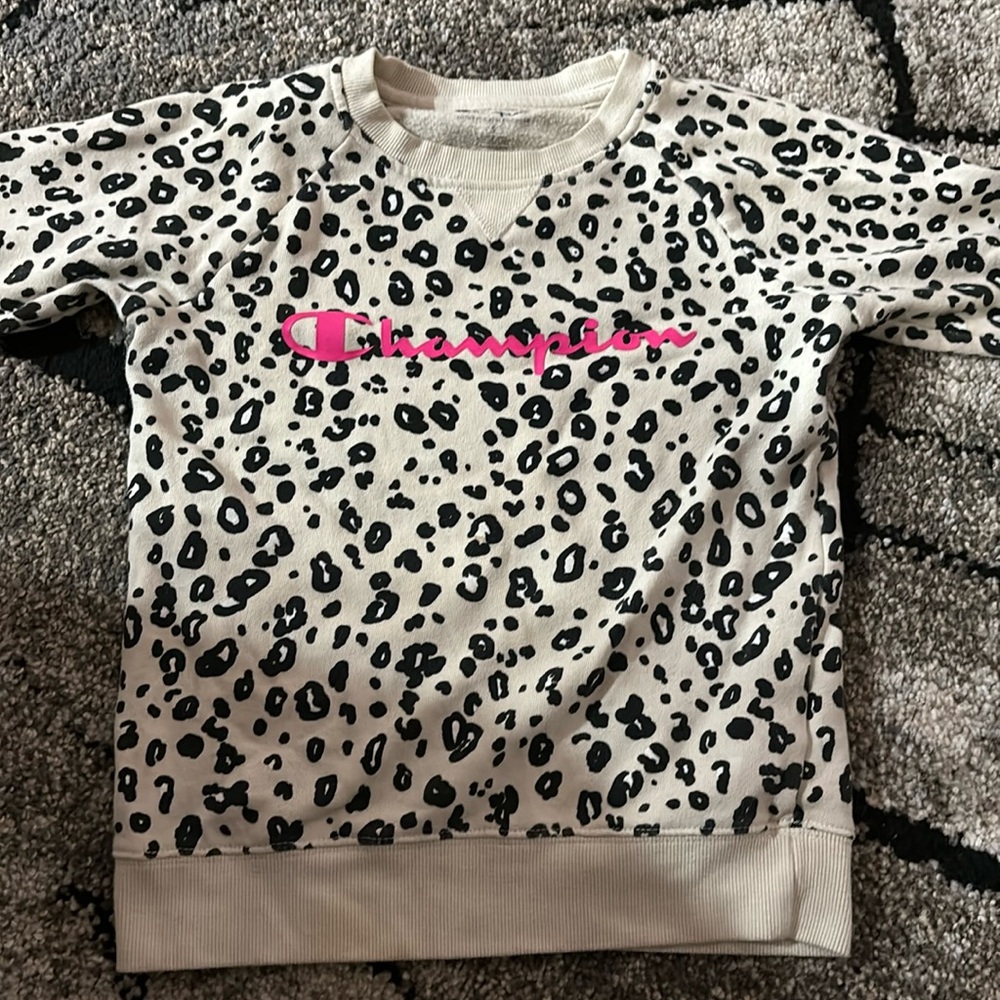 Girls small champion sweatshirt